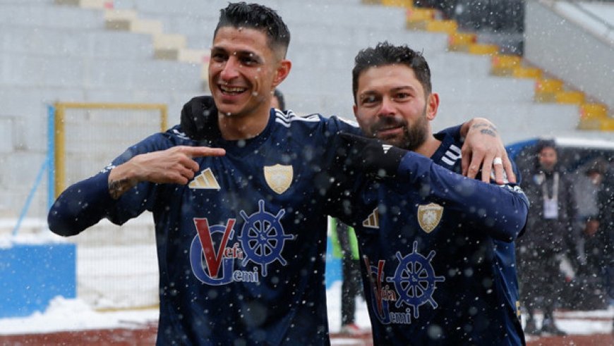 Erzurumspor FK, Sarıyer'i 4 golle devirdi!