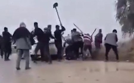 Şanlıurfa'da meydan savaşı gibi kavga! Taş, sopa ve kürekle saldırdılar