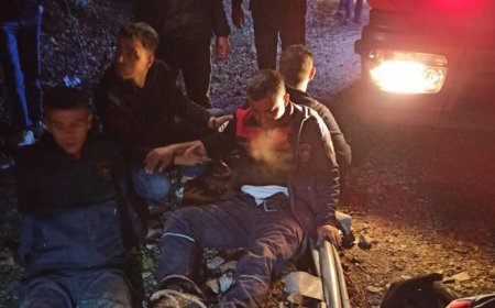 Mucize kurtuluş! Heyelanı fark edip kepçeden atladı, 200 metreden uçuruma yuvarlandı