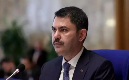 Bakan Kurum 6 Şubat depremlerinde hayatını kaybedenleri andı