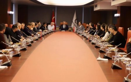 GENÇ GİRİŞİMCİLERLE DIŞ TİCARET MASAYA YATIRILDI: MISIR VE ÜÇÜNCÜ ÜLKELER GÜNDEMDE