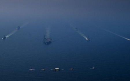 İran ile görüşme sonrası güç gösterisi! ABD'nin dev filosu Umman'da