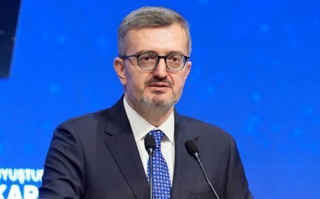 Burhanettin Duran: Savaşlar artık fiziksel savaş alanlarıyla sınırlı değil