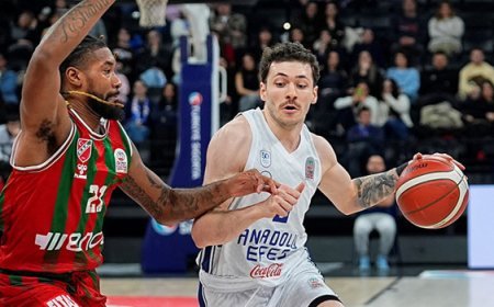 Anadolu Efes evinde Karşıyaka'yı mağlup etti!