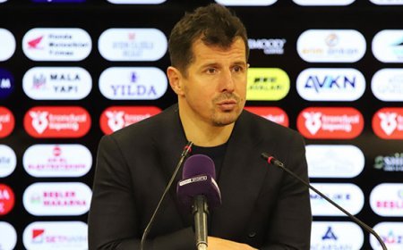 Emre Belözoğlu'ndan özeleştiri: 'Kariyerimdeki en kötü oyundu!'