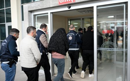 Diplomatik plakayla insan kaçakçılığına tutuklama