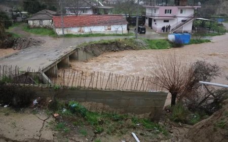 Aydın’da taşkın! İncirliova’da dere yatağındaki evler boşaltıldı