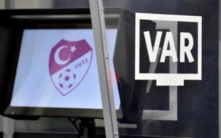 Başakşehir - Beşiktaş maçının VAR hakemi açıklandı