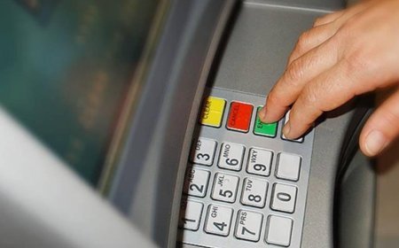 SON DAKİKA HABERLER: Ölü annesinin maaşı için cesedi yıllarca sakladı! Akılalmaz olay doğum günü sayesinde ortaya çıktı