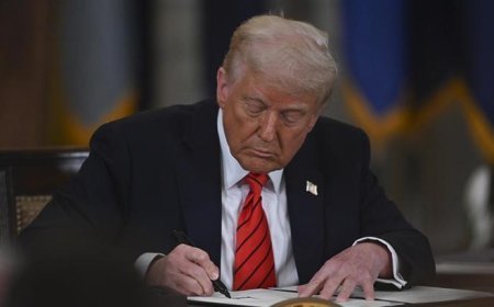 Trump, tüm ülkelere yüzde 10 tarife uygulanmasına ilişkin kararı imzaladı