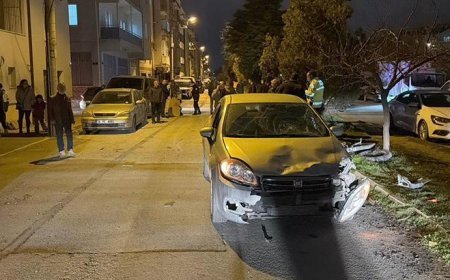 Eskişehir’de 17 yaşındaki ehliyetsiz sürücü elektrikli bisiklet kullanan iki çocuğa çarptı!