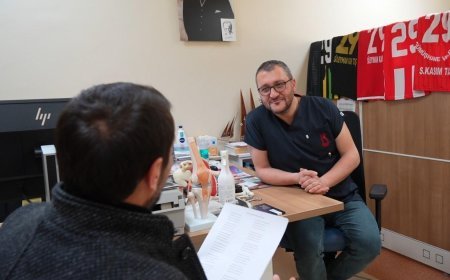 Gümüşhane’de randevu alamayan vatandaş, doktor için taşlama şiiri yazdı