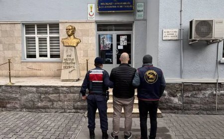 15 yıl hapis cezasıyla aranan uyuşturucu taciri yakalandı