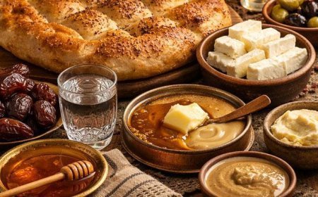 Ünlü şef Ömür Akkor’dan ramazan sofralarına uyarı: 'Tek başına yenen iftarın anlamı yok'