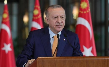 Cumhurbaşkanı Erdoğan'dan Galatasaray'a tebrik telefonu