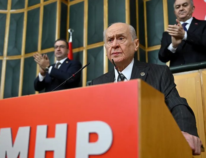 Meclis'te yemin kavgası. Bahçeli: Yasal hakkın engellenmeye çalışması siyasi eşkıyalık