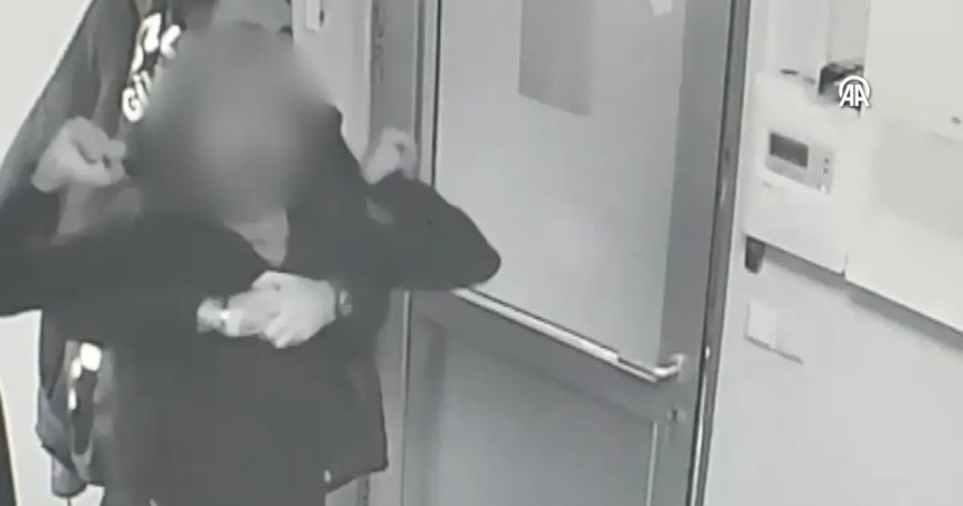 Boğulmak üzereydi! Arkadaşını Heimlich manevrasıyla kurtardı