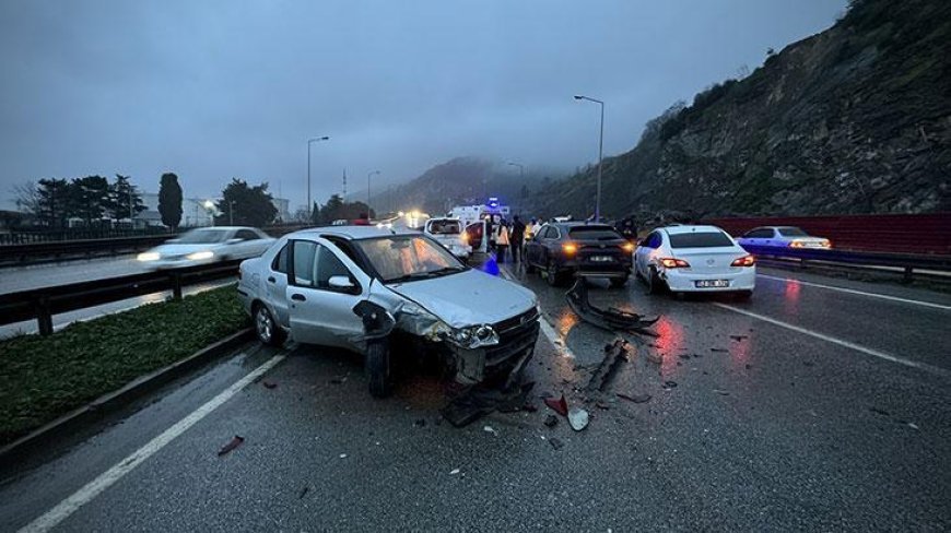 Samsun'da 5 otomobilin karıştığı zincirleme kaza!