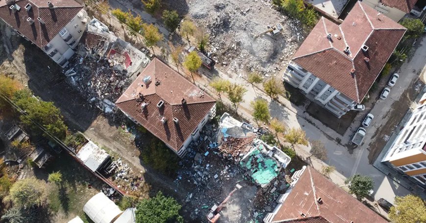 Afet zamanında bilgi güvenliği. 6 Şubat depremleri sonrası 200'e yakın asılsız iddia yalanlandı