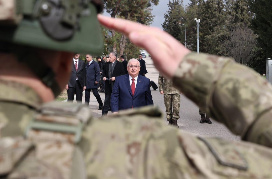 Milli Savunma Bakanı Güler, Kilis'te temaslarda bulundu