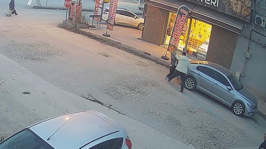 Yer: Malatya! Birlikte yaşadığı kadını sokak ortasında silahla tehdit etti