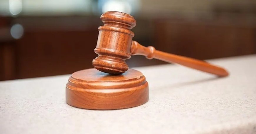 Şantaja maruz kaldı. İfşa ederken hapis cezasına mahkum oldu