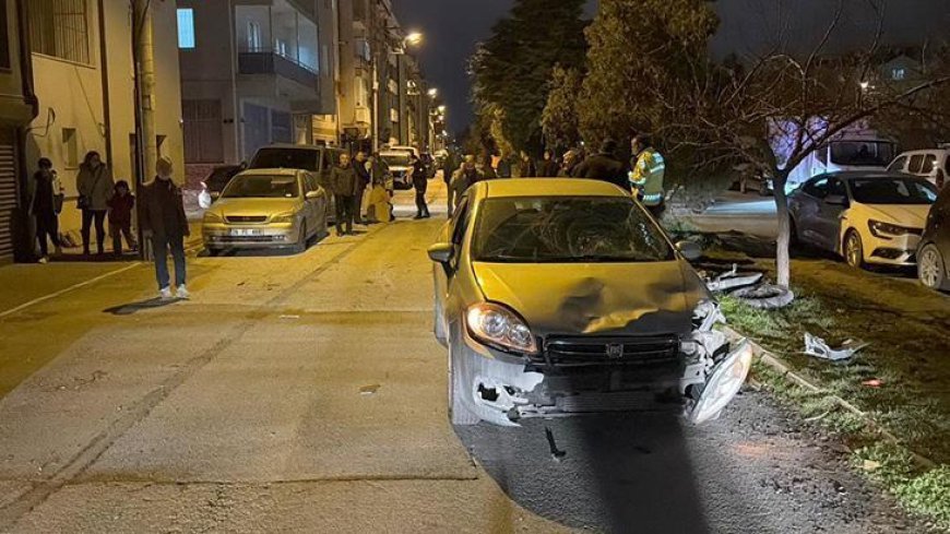 Eskişehir’de 17 yaşındaki ehliyetsiz sürücü elektrikli bisiklet kullanan iki çocuğa çarptı!