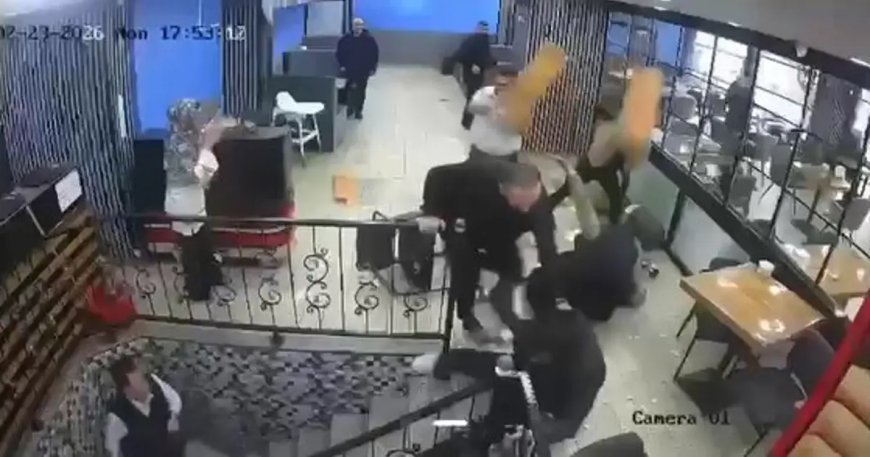 Kafe savaş alanına döndü. 100 bin liralık hasar var