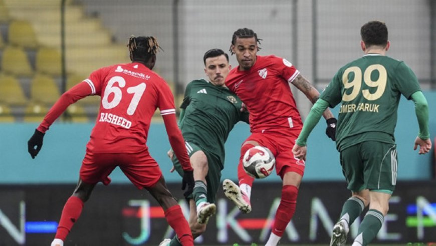 Esenler Erokspor, Boluspor'u 2 golle devirdi!