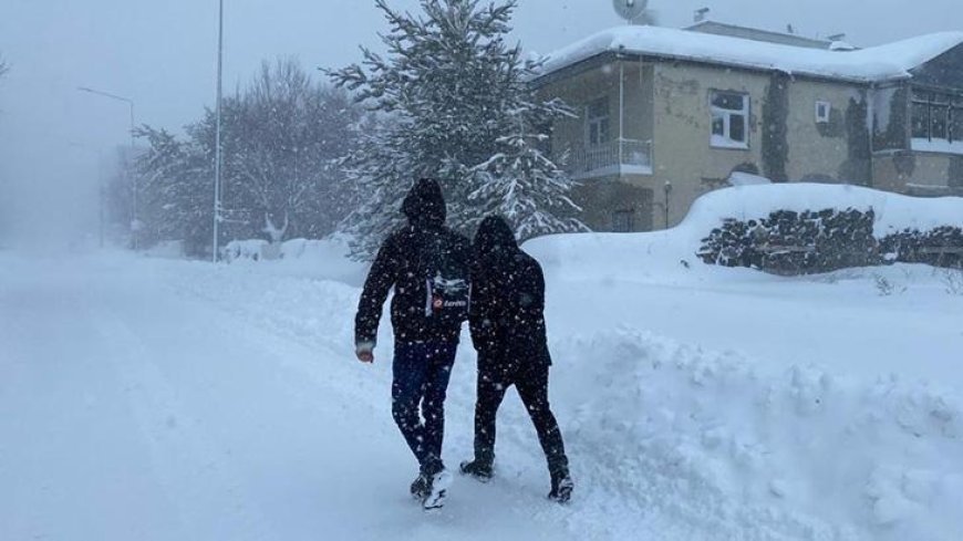 Ardahan'da kar nedeniyle hafta sonu yapılan eğitim faaliyetlerine ara verildi