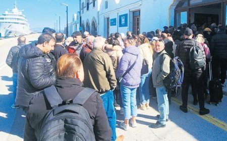 Yunan adalarında yeni sistem uzun kuyruk oluşturdu