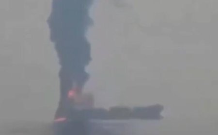 İran, Hürmüz Boğazı'nda bir petrol tankerini vurdu! İlk açıklama geldi