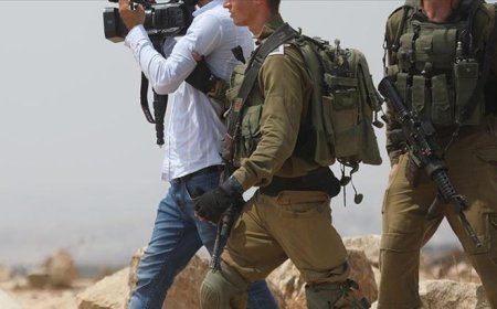 İsrail 2 Türk gazeteciyi gözaltına aldı! 6 saat tutuldular