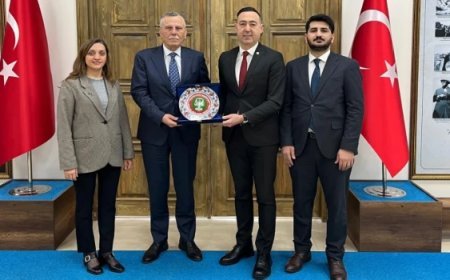 TEKİRDAĞ BAROSU BAŞKANI GÜRCÜN’DEN KAYMAKAM GÜNLÜ’YE ZİYARET