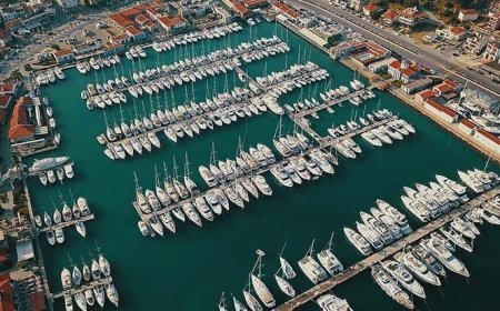 Tarihi eserleri İtalya'ya kaçıracaklardı: Çeşme Limanı'nda yakalandılar!