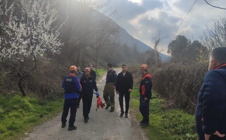 Bursa'da dağda mahsur kalanlar kurtarıldı