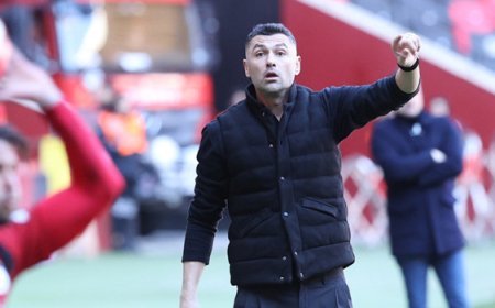 Burak Yılmaz'dan istifa tepkilerine yanıt! 'Bu iş korkakların işi değil'