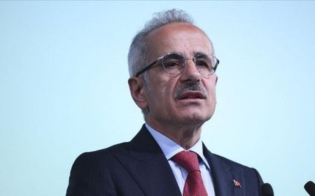 Bakan Uraloğlu: Ramazan Bayramı tatili boyunca trenlere 8 bin 898 kişilik ek kapasite oluşturuldu