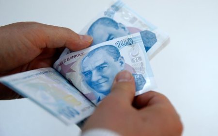 Emekliye çifte ödeme! Bugün hesaplara yatırılıyor: Kim ne kadar alacak?