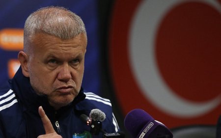 Volkan Kazak: 'Penaltı pozisyonunu bize açıklamaları lazım!'