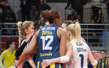 Fenerbahçe Medicana normal sezonu galibiyetle bitirdi!