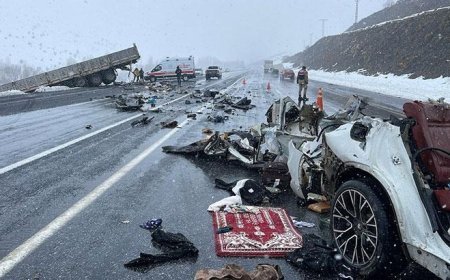 Bitlis'te korkunç kaza! Karı koca hayatını kaybetti, 5 kişi yaralı