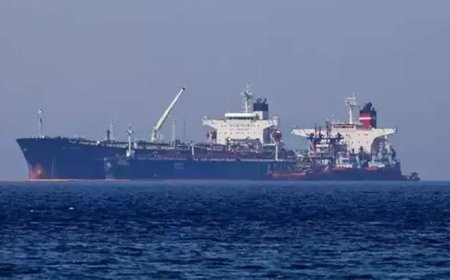 Umman Denizi'ndeki tankere saldırı şüphesi! 'Bilinmeyen cisim isabet etti'