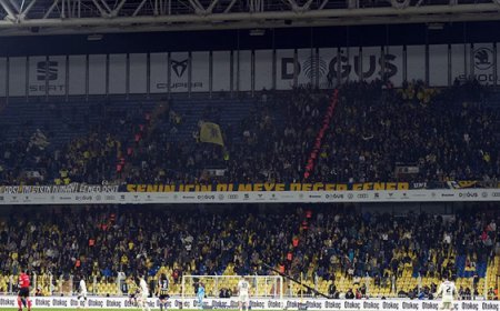 Kadıköy'de tribünler boş kaldı!