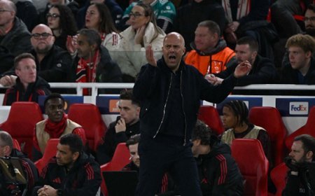 Arne Slot'tan Osimhen açıklaması: 'Sakatlanması işimize yaradı!'