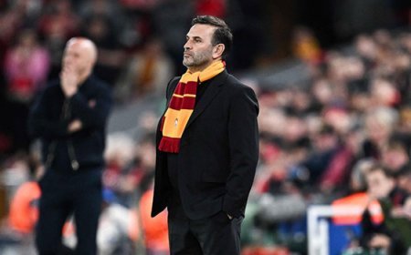 Okan Buruk'tan Osimhen ve Lang için sakatlık açıklaması: 'Hastaneye gidecek!'