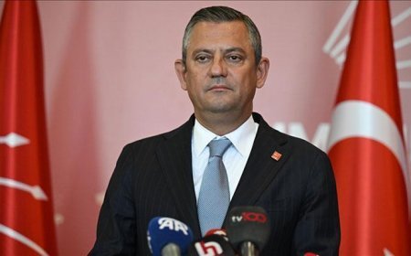 CHP Genel Başkanı Özgür Özel'den siyasi parti liderlerine bayram telefonu