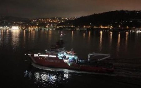 Türk tankerinde patlama! Bakan Uraloğlu: İnsansız deniz aracı ile yapıldığını değerlendiriyoruz