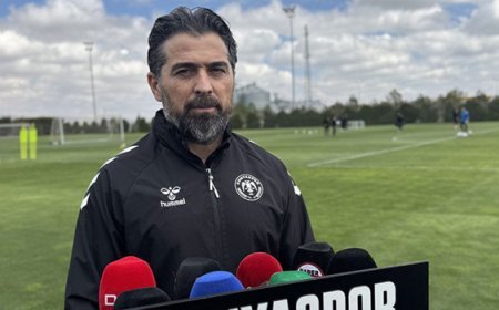 İlhan Palut, Samsunspor maçına dair konuştu: Puanlara sahip olup dönmeye çalışacağız