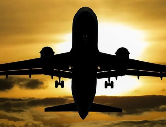 Ortadoğu'ya bazı uçuşlar iptal. Türk hava sahasında son durum